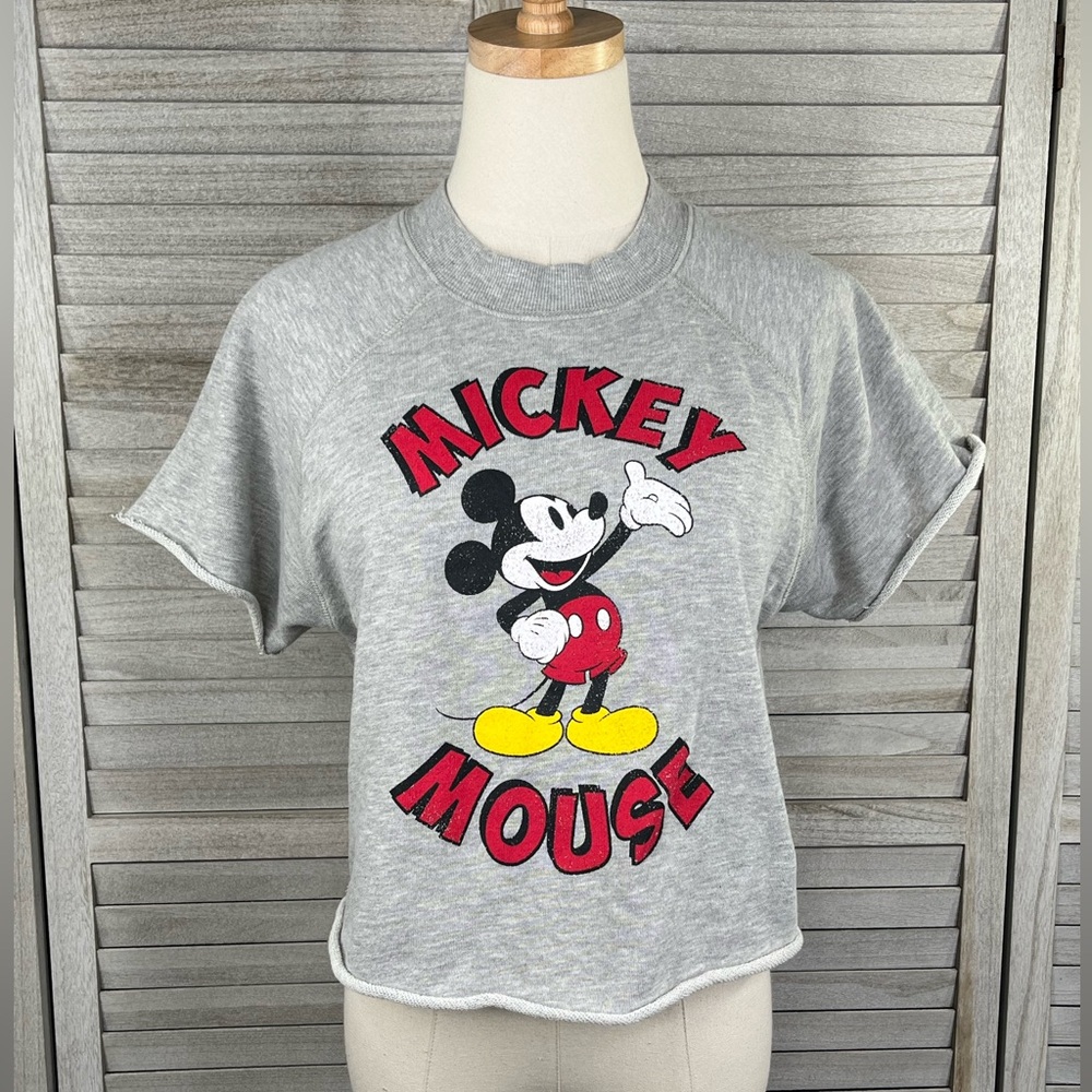 DISNEY Mickey Mouse Cropped Cut Off Style Tee Shirt Gray-Large